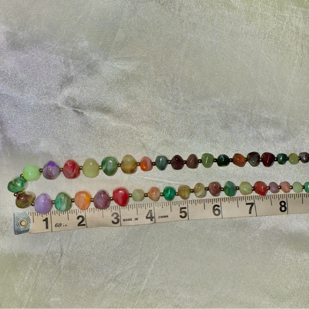Vintage Graduated Lucite Marbled Stone Multicolor Beaded Necklace Gold Spacers - Picture 7 of 9